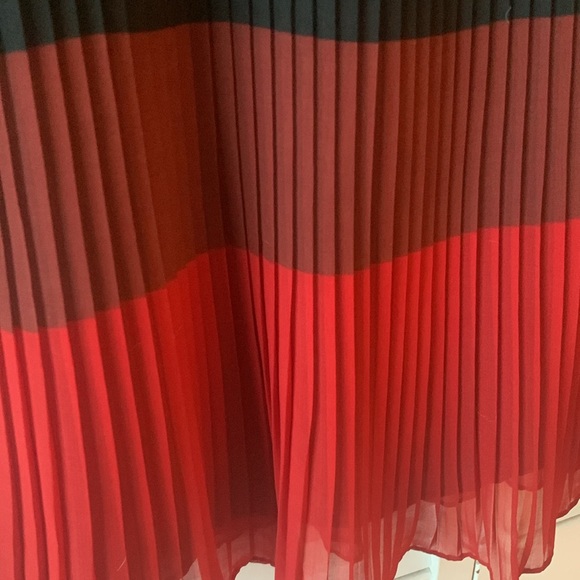 French Connection A-line dress! Worn once - Picture 3 of 3